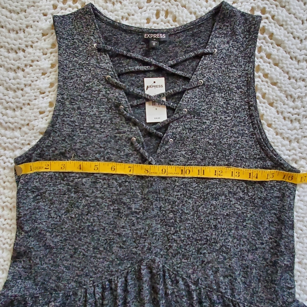 NWT Express Criss-cross Neck Sleeveless Top Sz M - Picture 5 of 6